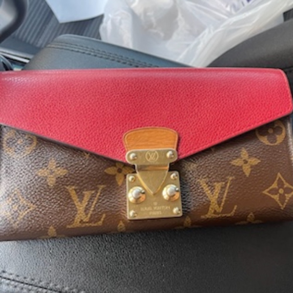 Louis Vuitton Wallet